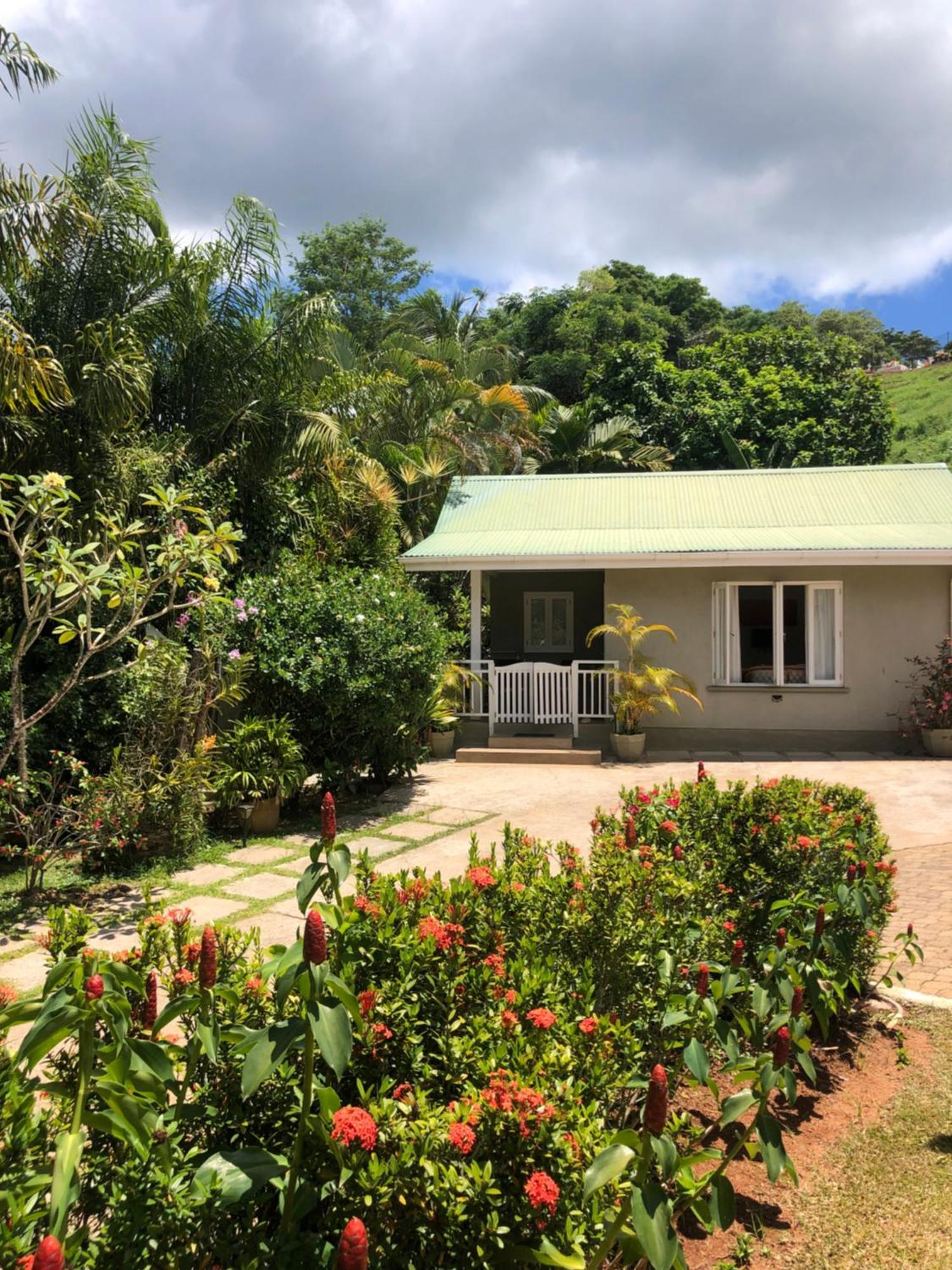 Sunbird Bungalow Anse Boileau Exterior foto